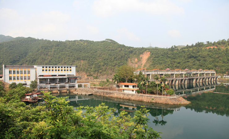 肇慶市賀江電力白垢電廠汽輪機潤滑油泵SNH660R46U12.1W21