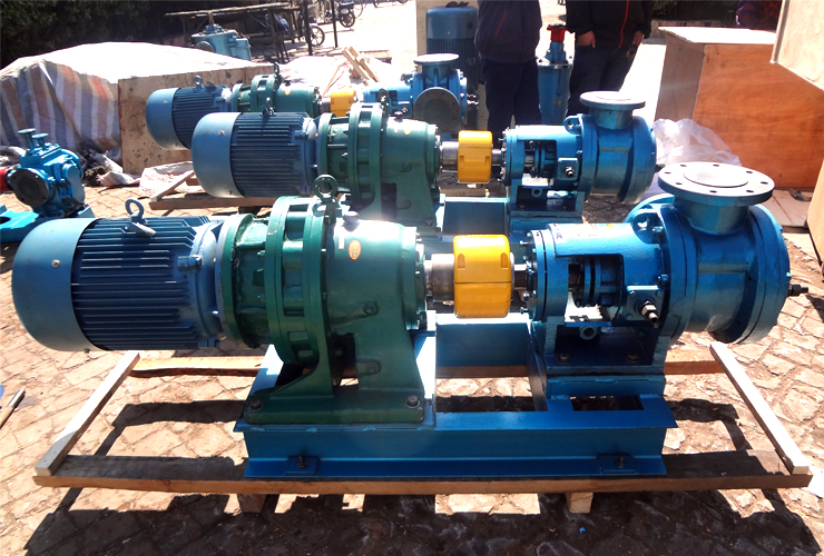 秸稈油出料泵遠東新研發出新產品投入內蒙使用成功運行
